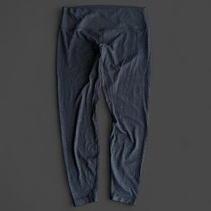 Lululemon Women size 16 stripped leggings #activewear #leggings #athleisure